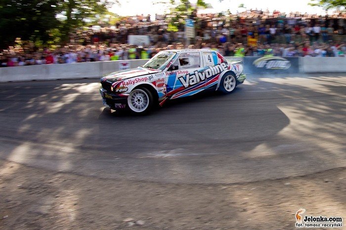 fotorelacja-z-drugiego-dnia-driftingowych-mistrzostw-polski-36000