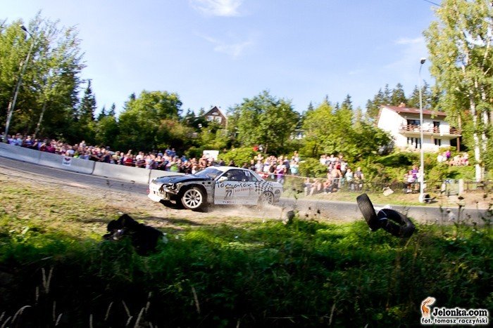 fotorelacja-z-drugiego-dnia-driftingowych-mistrzostw-polski-36000