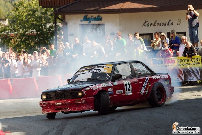 fotorelacja-z-drugiego-dnia-driftingowych-mistrzostw-polski-36000
