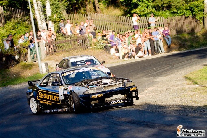 fotorelacja-z-drugiego-dnia-driftingowych-mistrzostw-polski-36000