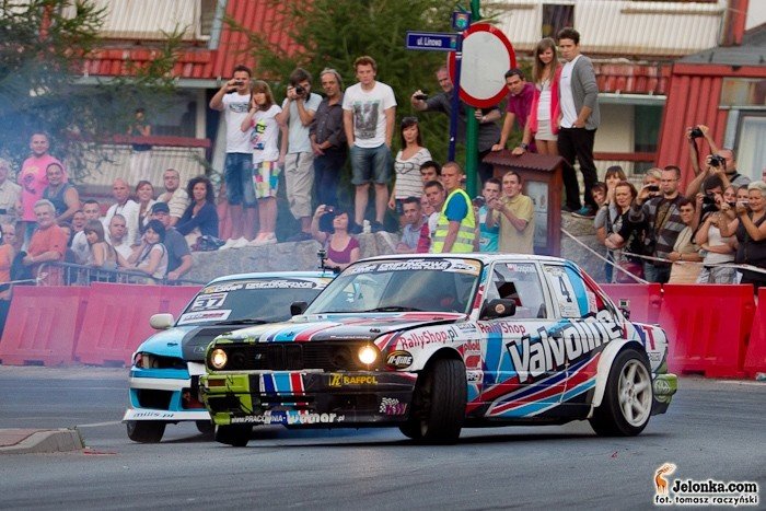 fotorelacja-z-drugiego-dnia-driftingowych-mistrzostw-polski-36000