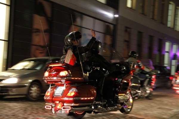 nalot-motocykli-na-jelenia-gore-gosno-bez-nagosnienia-36126