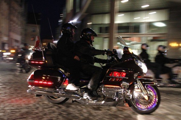 nalot-motocykli-na-jelenia-gore-gosno-bez-nagosnienia-36126