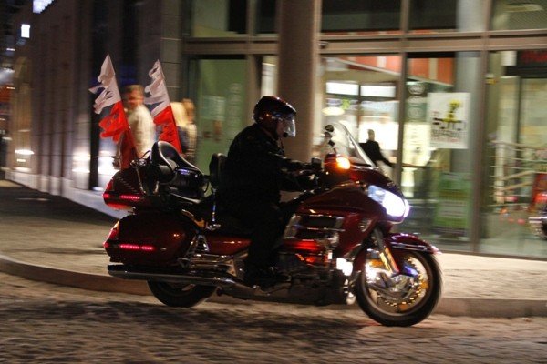 nalot-motocykli-na-jelenia-gore-gosno-bez-nagosnienia-36126