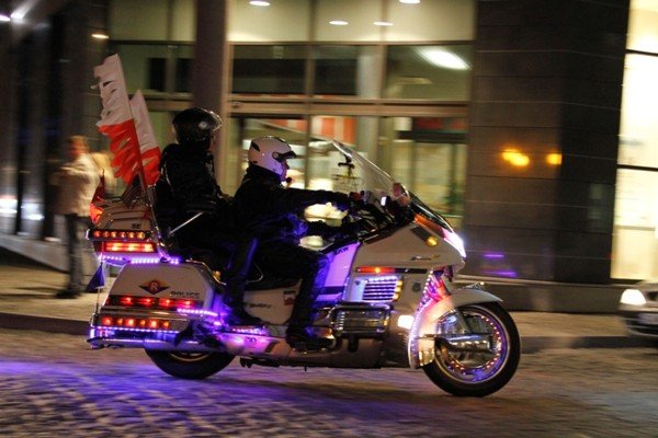 nalot-motocykli-na-jelenia-gore-gosno-bez-nagosnienia-36126