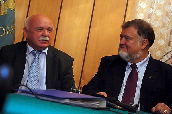 kolejne-poparcia-dla-adzinskiego-po-konferencji-w-cechu-36201