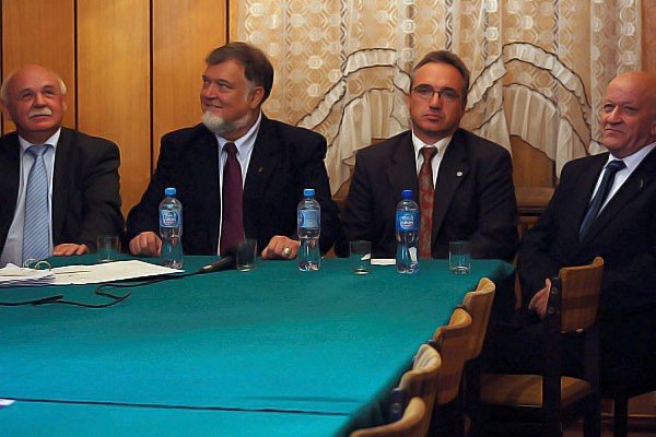 kolejne-poparcia-dla-adzinskiego-po-konferencji-w-cechu-36201