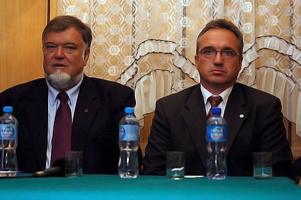kolejne-poparcia-dla-adzinskiego-po-konferencji-w-cechu-36201