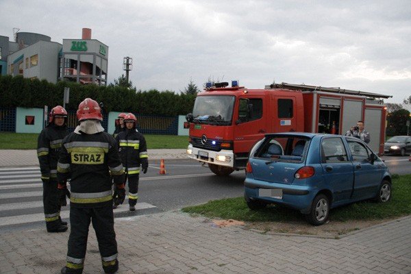 nie-ustapia-pierwszenstwa-doprowadzia-do-dachowania-36213