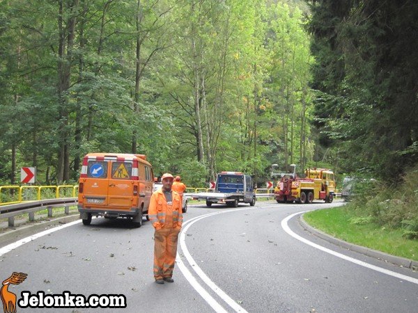 przewrocona-ciezarowka-juz-nie-blokuje-trojki-36226
