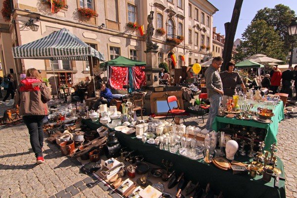 jarmark-bardzo-kolorowy-a-staroci-coraz-mniej-36245