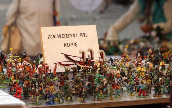 jarmark-bardzo-kolorowy-a-staroci-coraz-mniej-36245