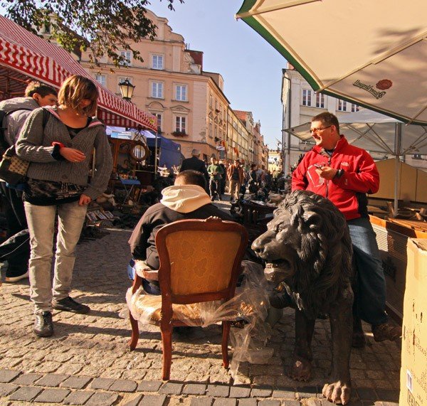 jarmark-bardzo-kolorowy-a-staroci-coraz-mniej-36245