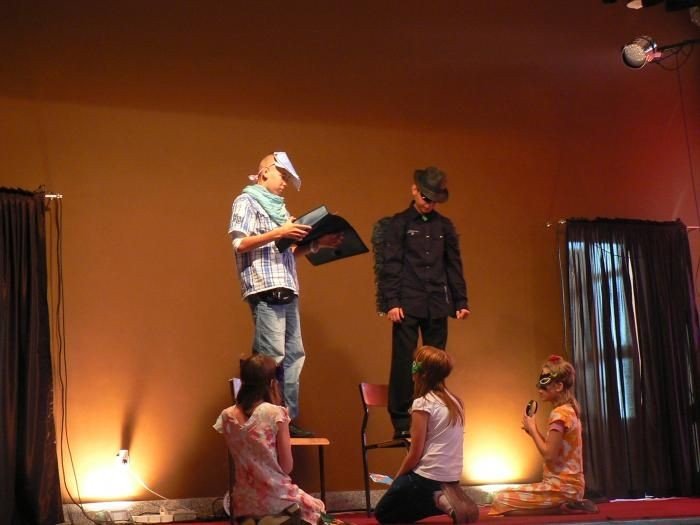 o-internetowym-naogu-czyli-ewangelizujac-poprzez-teatr-36250