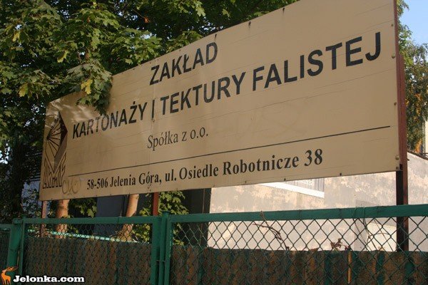 zakad-kartonazy-pada-50-osob-trafi-na-bruk-36301
