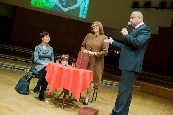 polityka-potrzebuje-kobiet-po-spotkaniu-z-jolanta-kwasniewska-36341