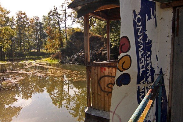 zrujnowana-wyspa-wciaz-bez-pomysu-36472