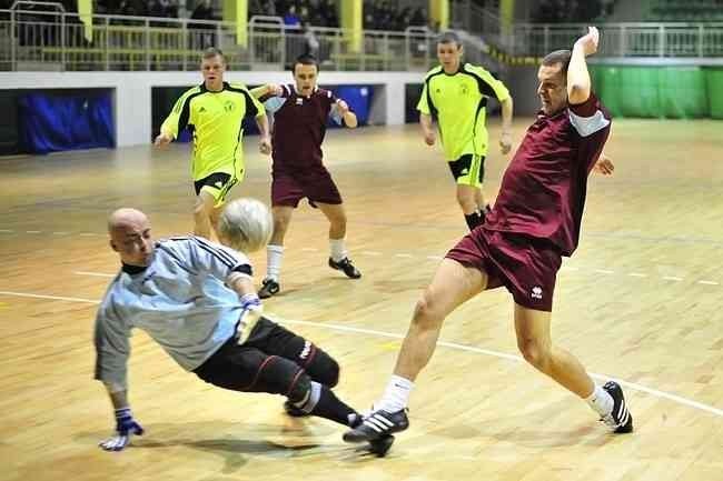 wraca-jeleniogorska-liga-halowa-36550