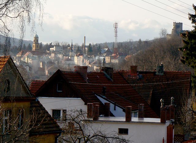 Bolkowianie nie chcą sprzedać zamku (po prawej) byłej stolicy województwa jeleniogórskiego.