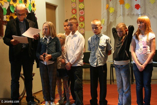 nagrody-dla-uzdolnionych-i-tytu-szkoy-odkrywcow-talentow-w-siodemce-36589