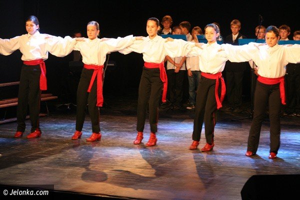 oswiatowe-swieto-nagrody-honory-odznaczenia-36602