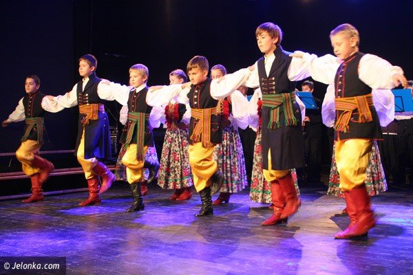 oswiatowe-swieto-nagrody-honory-odznaczenia-36602