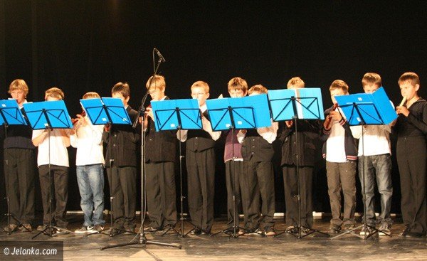 oswiatowe-swieto-nagrody-honory-odznaczenia-36602