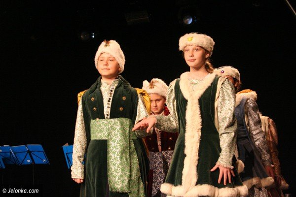 oswiatowe-swieto-nagrody-honory-odznaczenia-36602