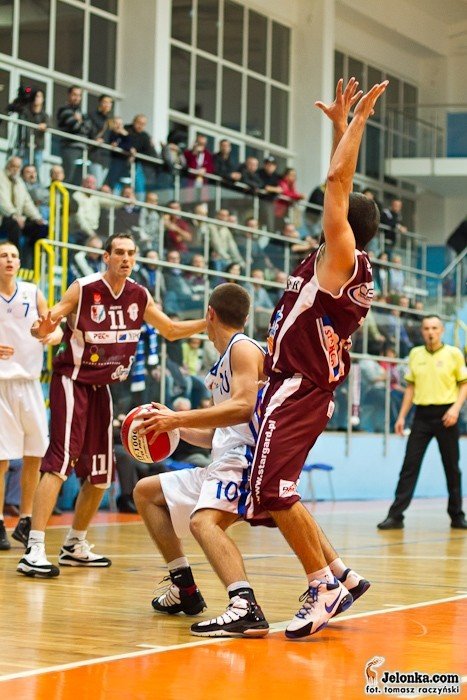 zatrzymali-niesobskiego-wygrali-mecz-foto-36617
