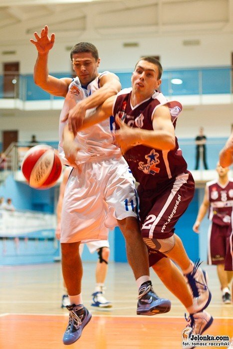 zatrzymali-niesobskiego-wygrali-mecz-foto-36617