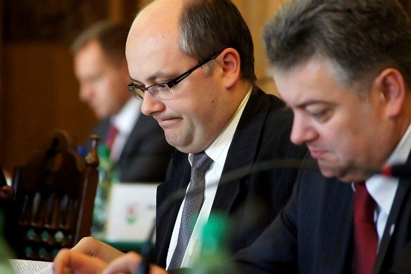 budzet-zmieniony-awnicy-wybrani-po-sesji-w-um-36666