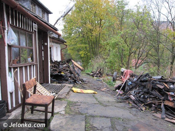 wyjatkowo-trudny-do-ugaszenia-pozar-w-jagniatkowie-36796