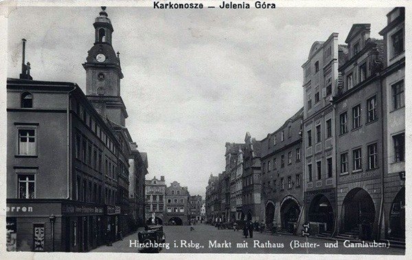kamienica-w-rynku-grozi-zawaleniem-36854