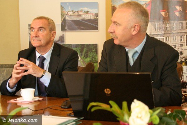 newralgiczne-skrzyzowanie-w-kowarach-oddane-do-uzytku-36860