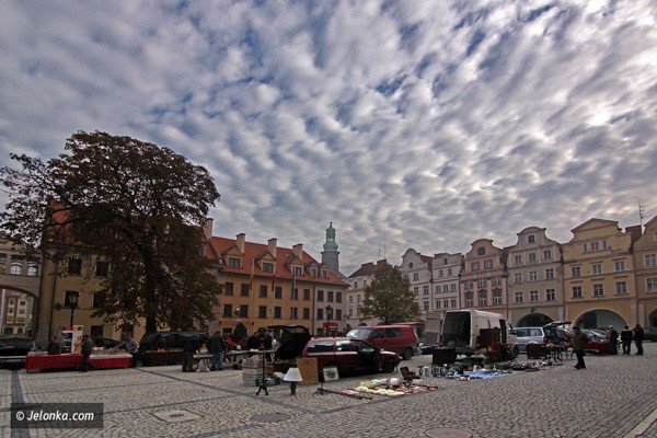 plac-ratuszowy-dla-kolekcjonerow-36877