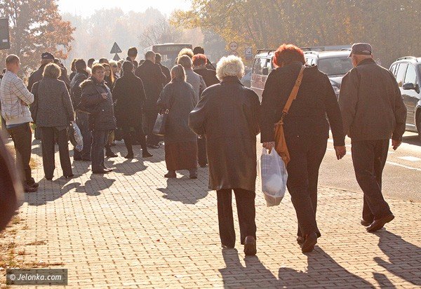 wszyscy-swieci-raduja-sie-w-niebie-36904