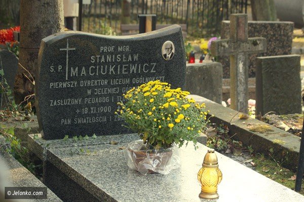 wszyscy-swieci-raduja-sie-w-niebie-36904