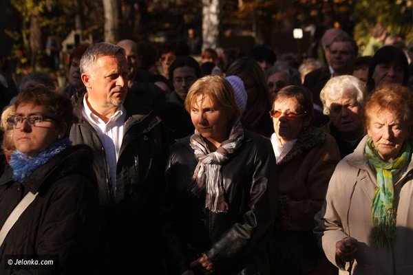 wszyscy-swieci-raduja-sie-w-niebie-36904