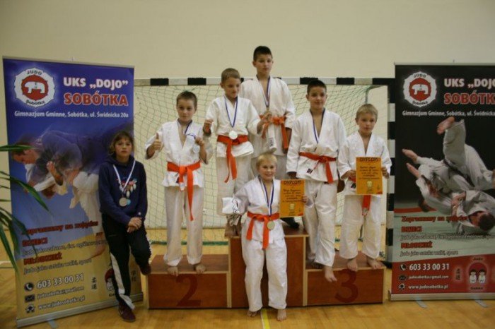 medale-jeleniogorzan-podczas-memoriau-im-tadeusza-zameckiego-37023