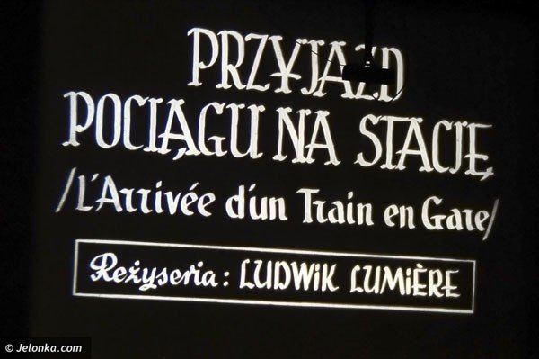 ruchome-obrazy-i-sonda-na-deser-po-projekcjach-w-jck-37046