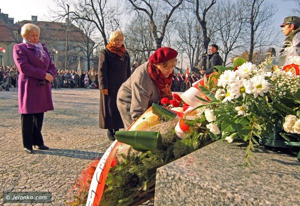 niepodlegosc-jest-jak-powietrze-czy-jelenia-gora-kocha-polske-37069