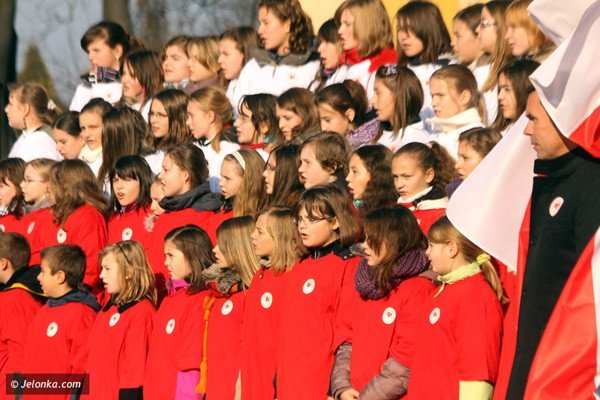 niepodlegosc-jest-jak-powietrze-czy-jelenia-gora-kocha-polske-37069