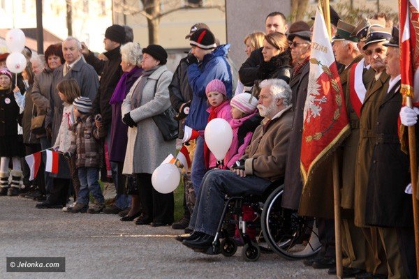 niepodlegosc-jest-jak-powietrze-czy-jelenia-gora-kocha-polske-37069