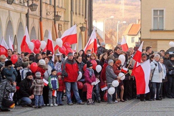 niepodlegosc-jest-jak-powietrze-czy-jelenia-gora-kocha-polske-37069