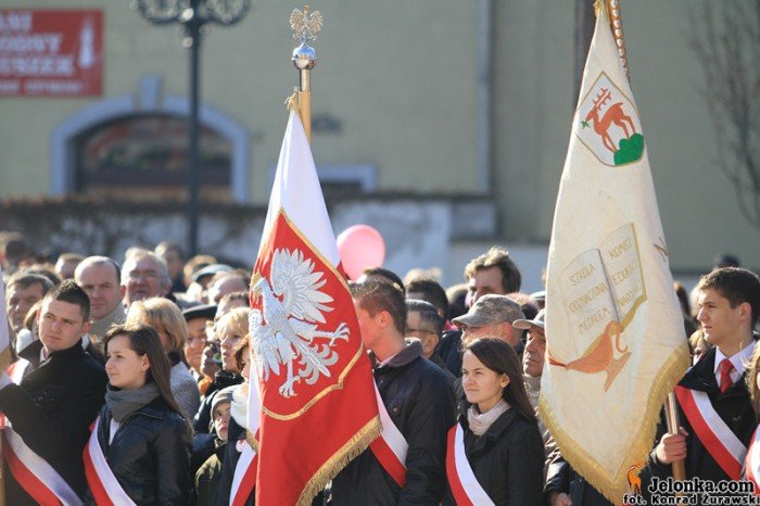 niepodlegosc-jest-jak-powietrze-czy-jelenia-gora-kocha-polske-37069