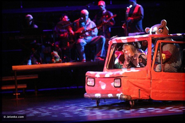 hochsztapler-i-fachowcy-po-premierze-w-odnowionym-teatrze-zdrojowym-37094