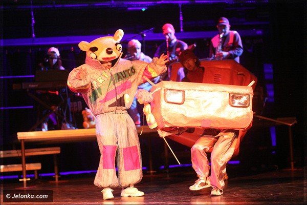 hochsztapler-i-fachowcy-po-premierze-w-odnowionym-teatrze-zdrojowym-37094