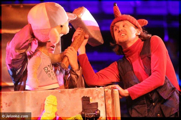 hochsztapler-i-fachowcy-po-premierze-w-odnowionym-teatrze-zdrojowym-37094