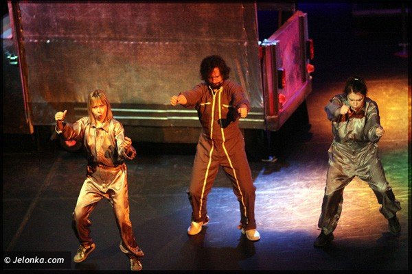 hochsztapler-i-fachowcy-po-premierze-w-odnowionym-teatrze-zdrojowym-37094