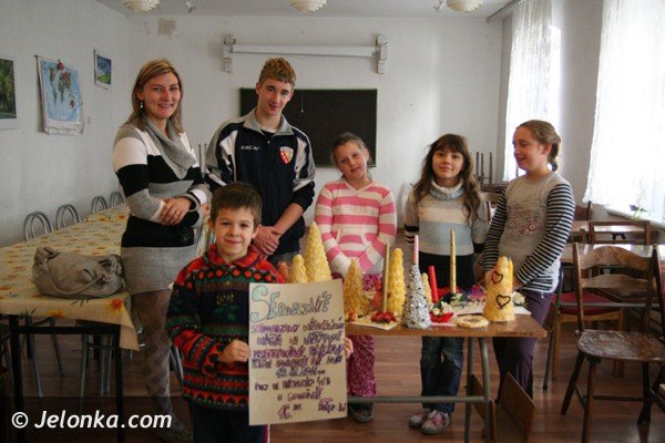 swiatecznymi-ozdobami-zarabiaja-na-lato-37168